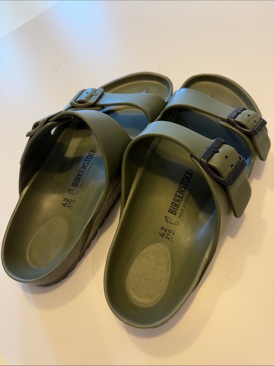 Birkenstock Arizona EVA Sandals in Olive Sz L11 M9.  NWOB SEE PICTURES Tub3